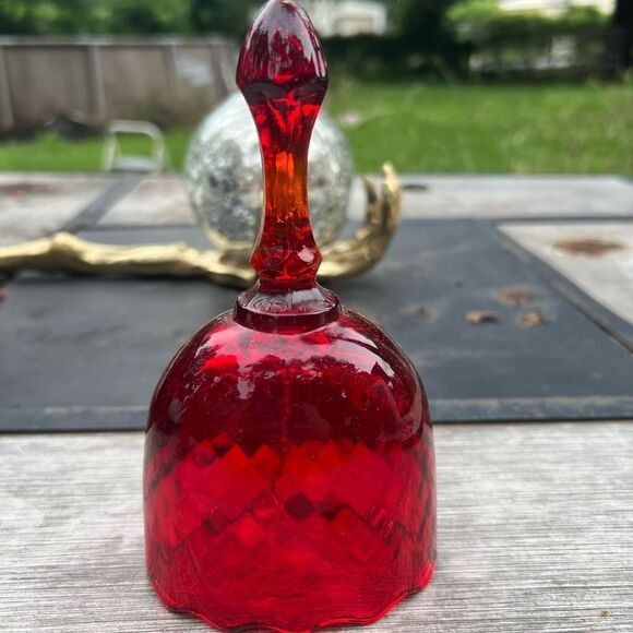 Fenton Undecorated Ruby Red Glass Bell w/ Diamond Design vintage rare - Picture 1 of 3